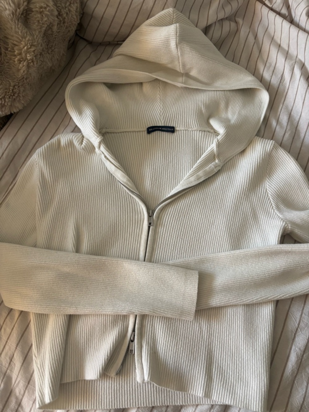 Brandy Melville Sweater